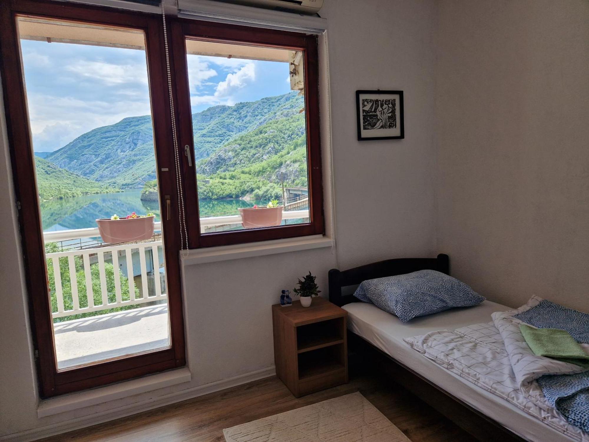 Visit Dreznica Villa Mostar Rom bilde